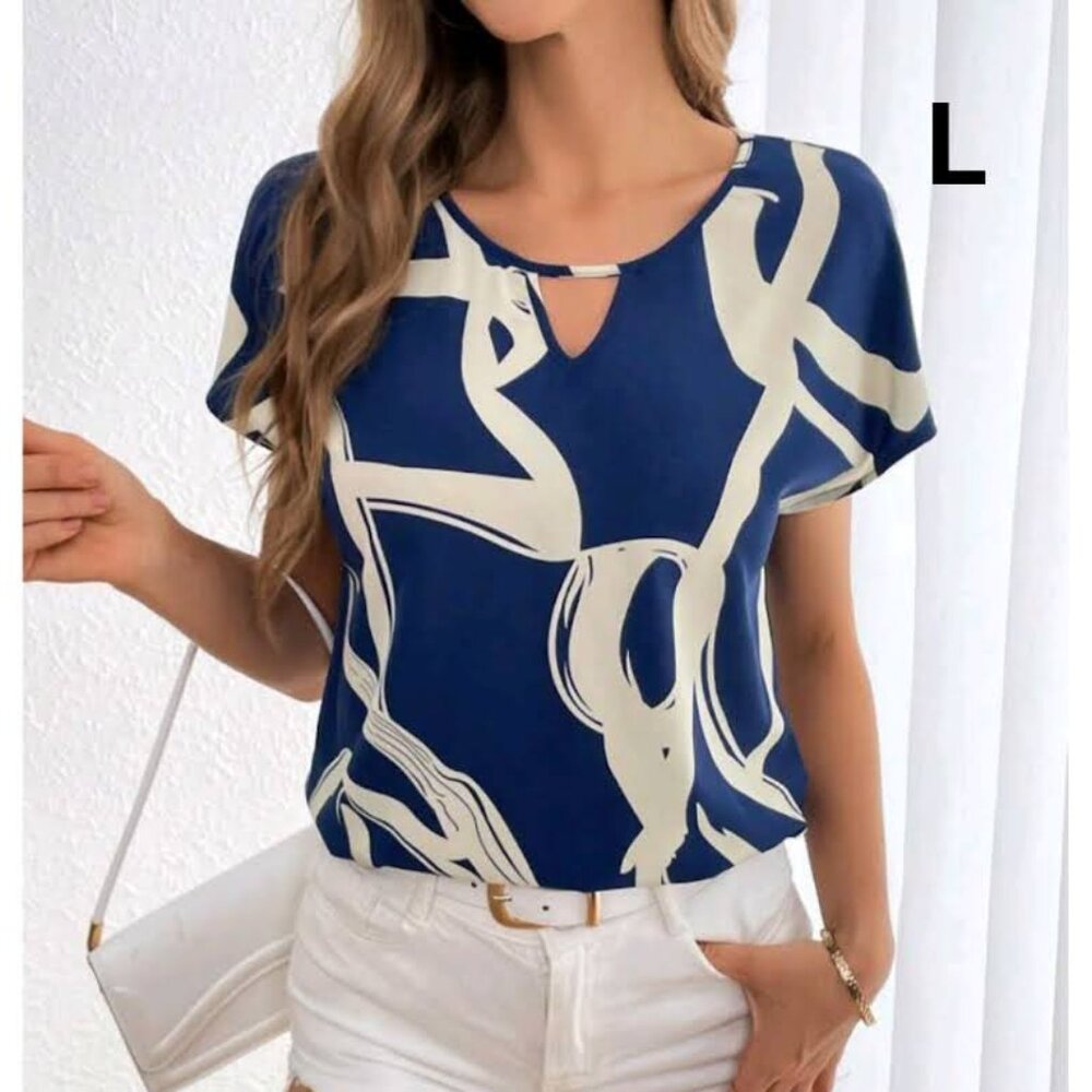 Navy and Cream Graphic Blouse